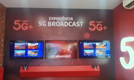 Claro, Rohde and Schwarz and Qualcomm team-up to demo a live Multi-Angle 5G Broadcast streaming to smartphones at Open Rio 2023